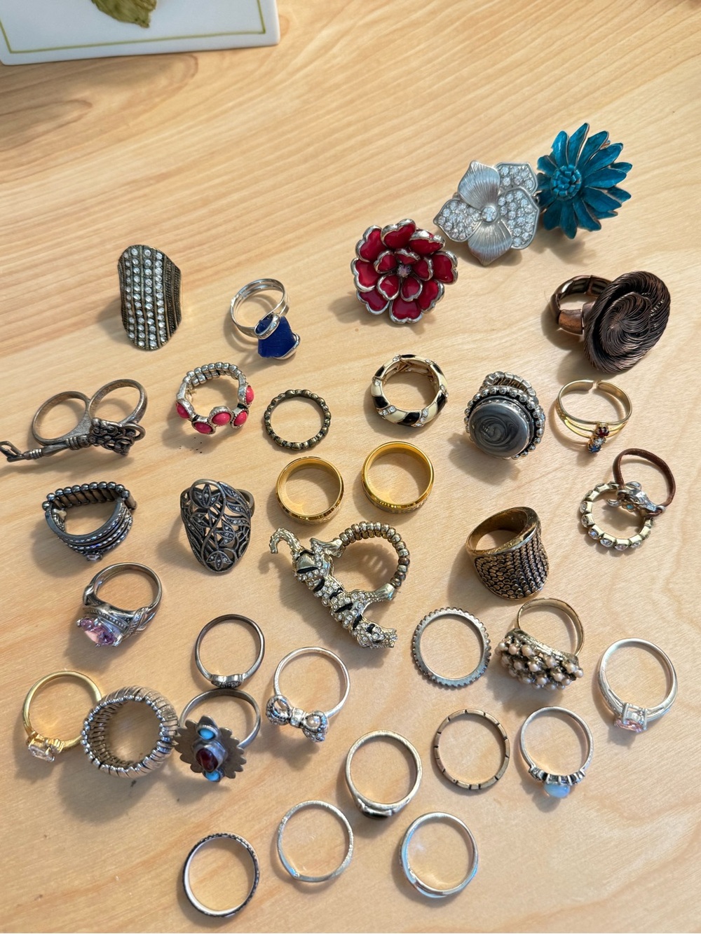 Vintage old costume fashion ring junk lot